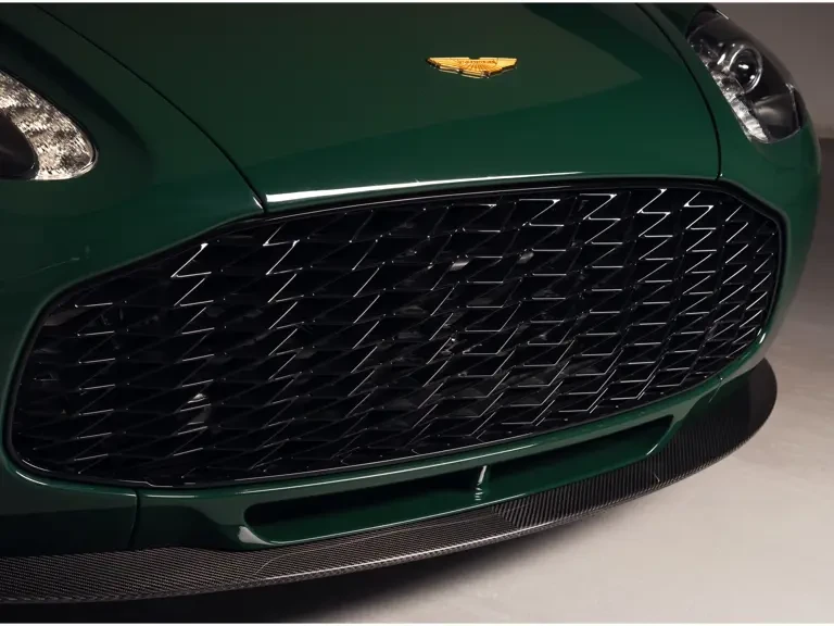2014 Aston Martin Vantage - Image 18 of 29