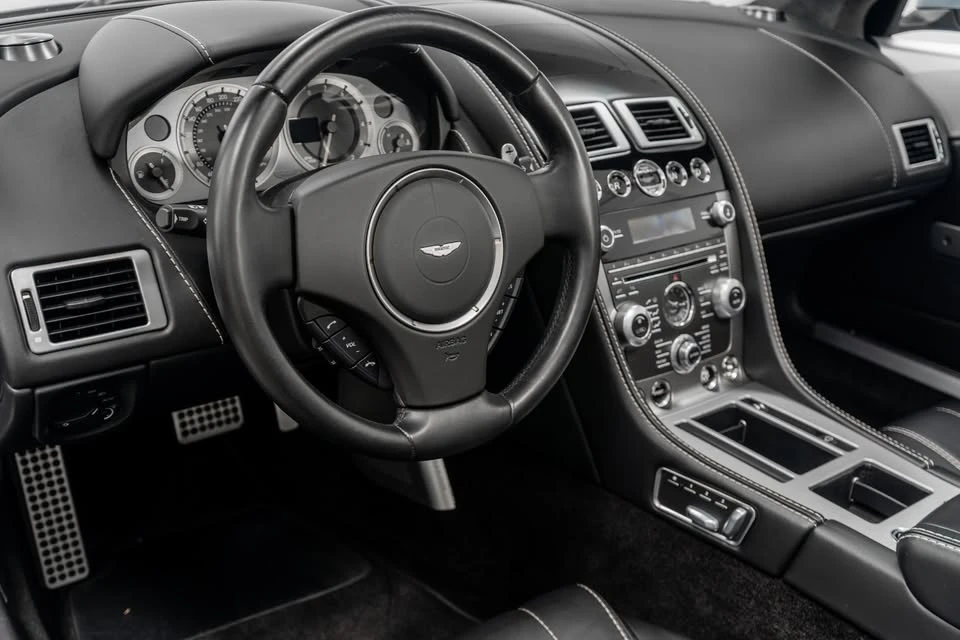 2014 Aston Martin DB9 - Image 3 of 4