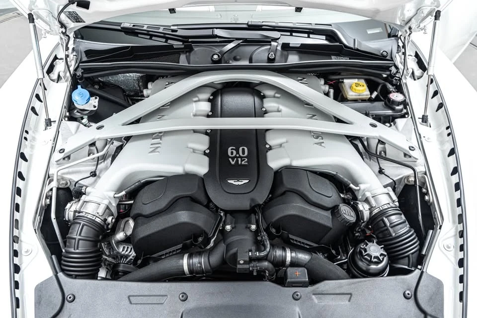 2014 Aston Martin DB9 - Image 8 of 15