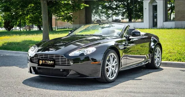2014 Aston Martin V8 Vantage Convertible