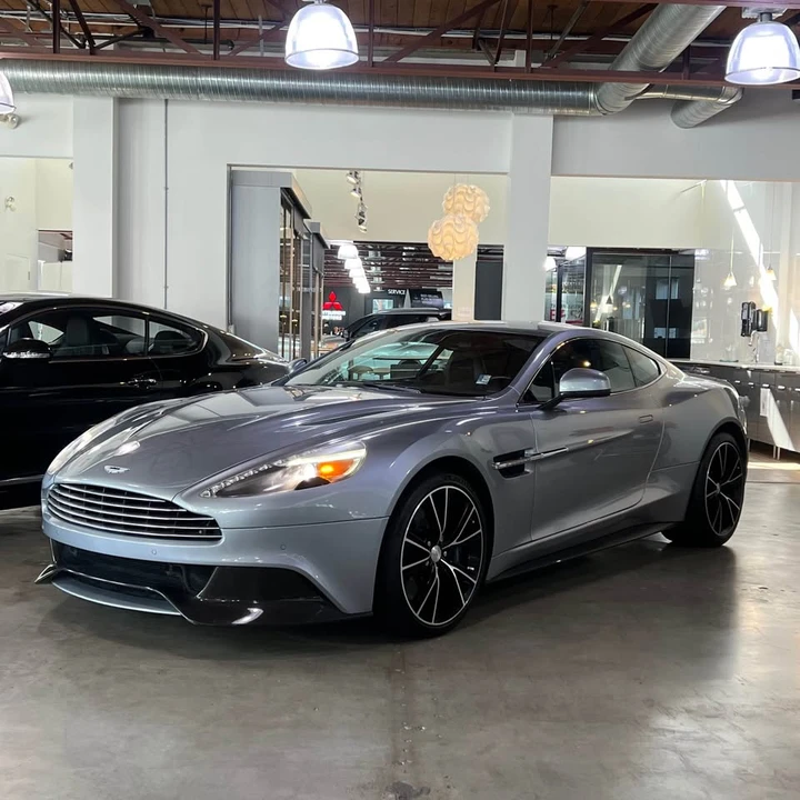 2014 Aston Martin Vanquish 2nd Gen - Image 2 of 11