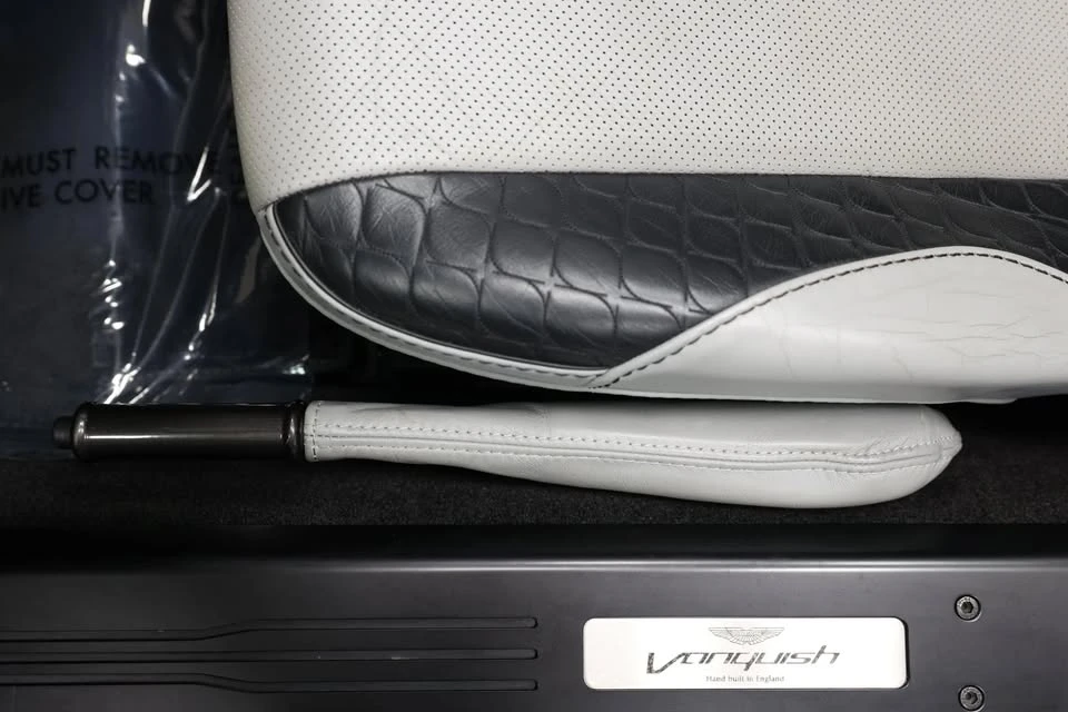2014 Aston Martin Vanquish 2nd Gen - Image 17 of 19