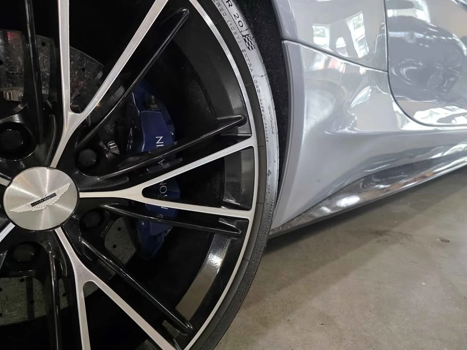 2014 Aston Martin Vanquish 2nd Gen - Image 7 of 19
