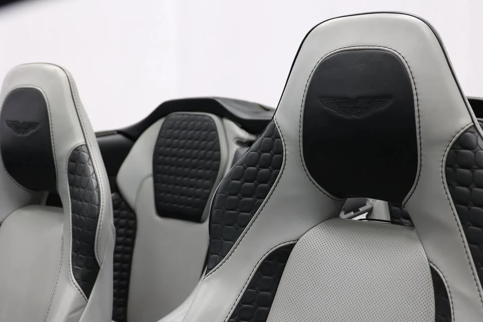 2014 Aston Martin Vanquish 2nd Gen - Image 19 of 19