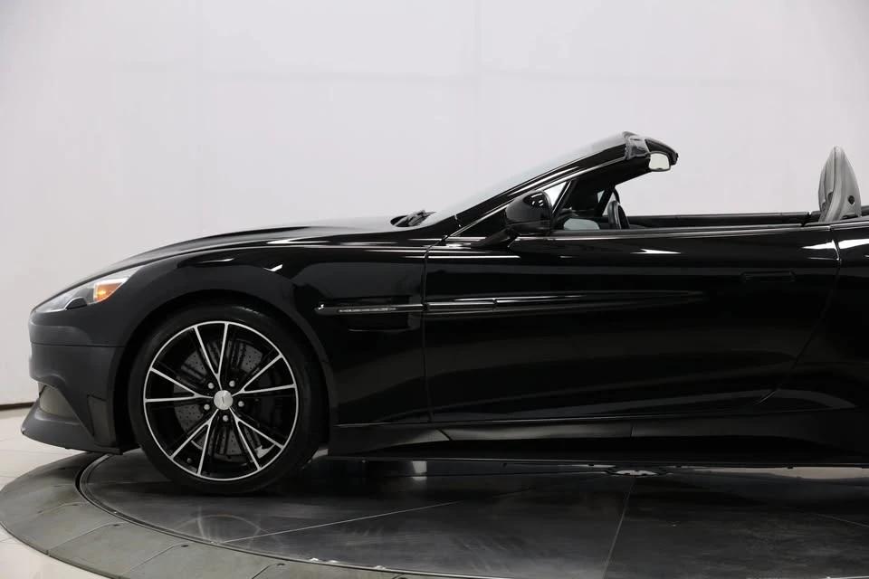 2014 Aston Martin Vanquish 2nd Gen - Image 8 of 19