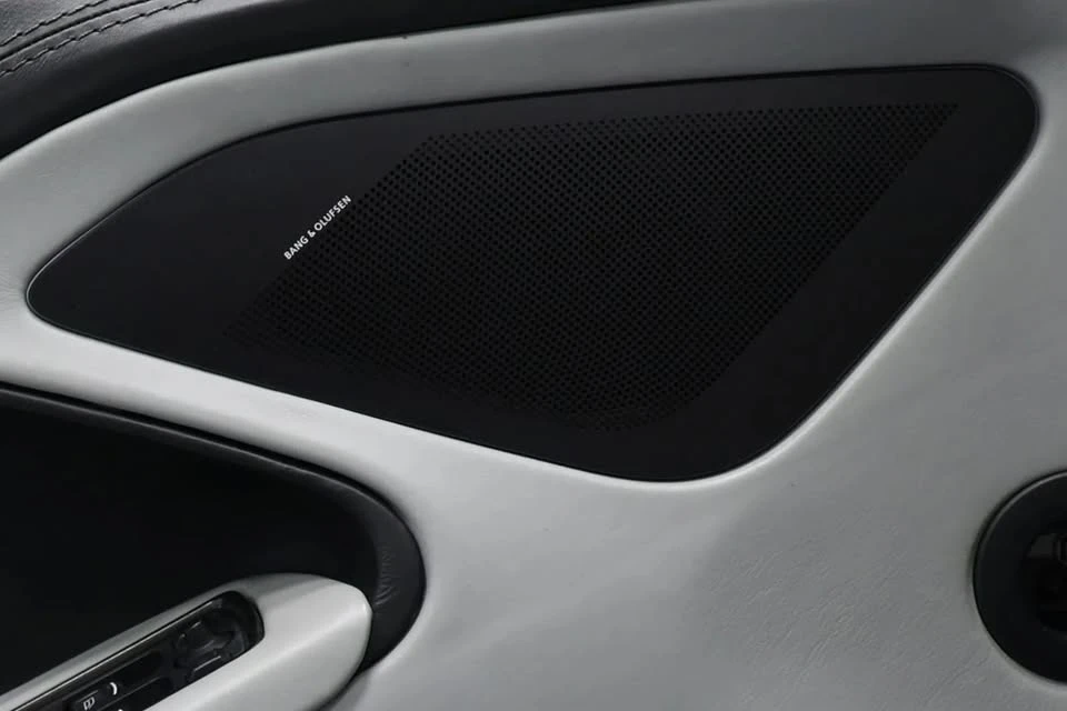 2014 Aston Martin Vanquish 2nd Gen - Image 12 of 19