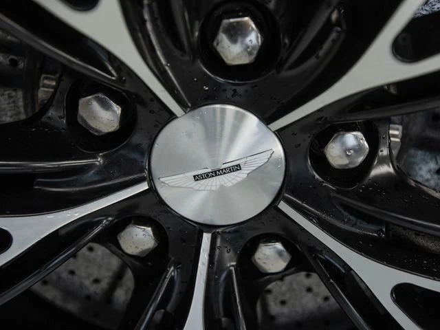 2014 Aston Martin Vanquish 2nd Gen - Image 18 of 20
