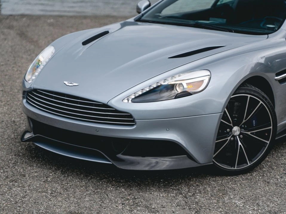 2014 Aston Martin Vanquish 2nd Gen - Image 12 of 20