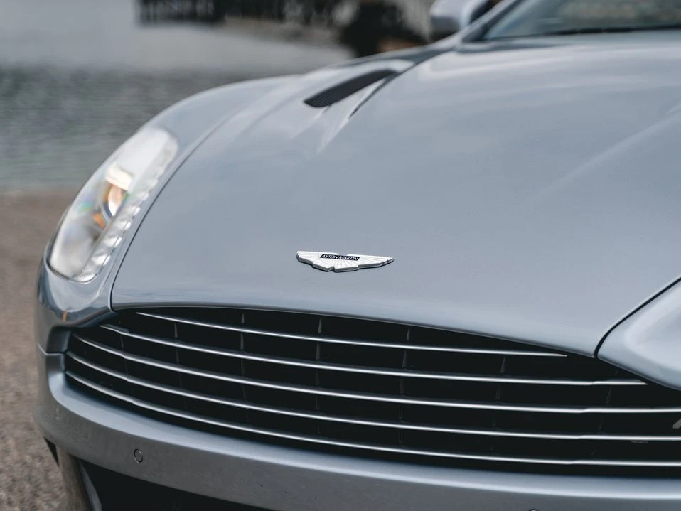 2014 Aston Martin Vanquish 2nd Gen - Image 12 of 20