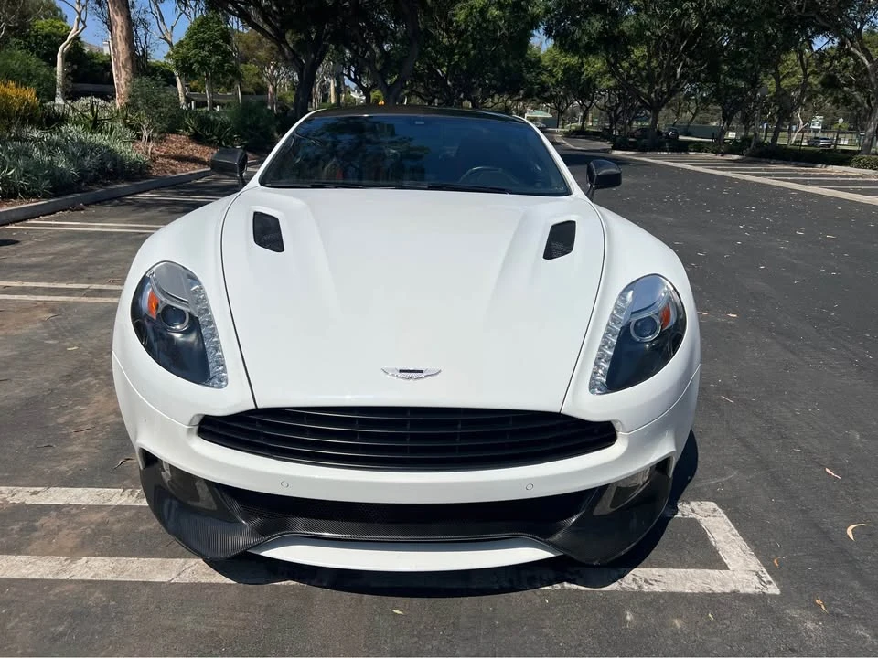 2014 Aston Martin Vanquish 2nd Gen - Image 9 of 13