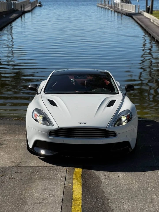 2014 Aston Martin Vanquish 2nd Gen - Image 4 of 18