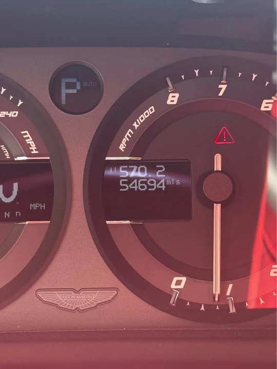 2014 Aston Martin Vanquish 2nd Gen - Image 15 of 21