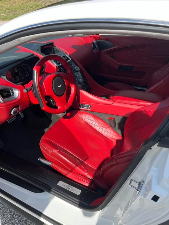 2014 Aston Martin Vanquish 2nd Gen - Image 8 of 21