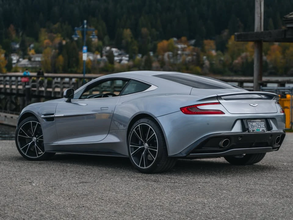 2014 Aston Martin Vanquish 2nd Gen - Image 10 of 11