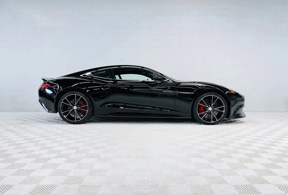2014 Aston Martin Vanquish 2nd Gen - Image 10 of 18