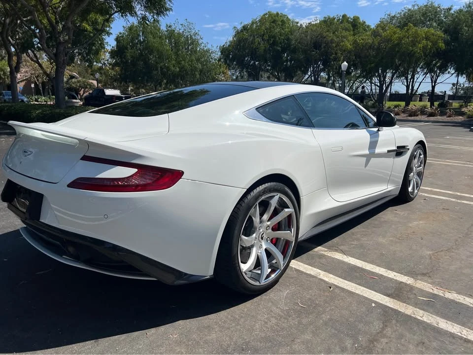 2014 Aston Martin Vanquish 2nd Gen - Image 5 of 9
