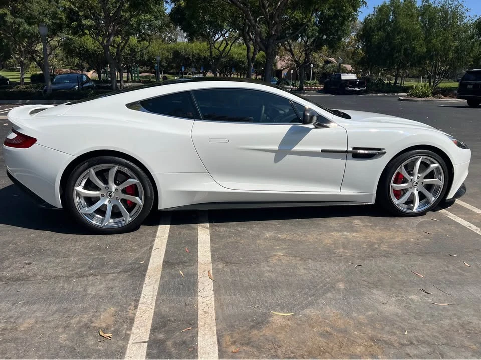 2014 Aston Martin Vanquish 2nd Gen - Image 6 of 9