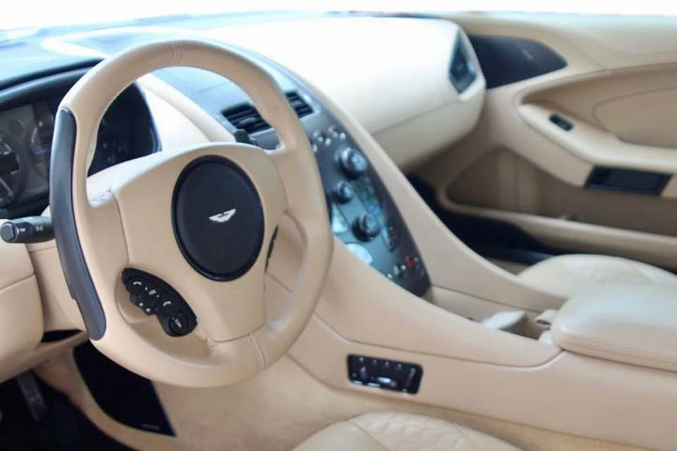 2014 Aston Martin Vanquish 2nd Gen - Image 9 of 18