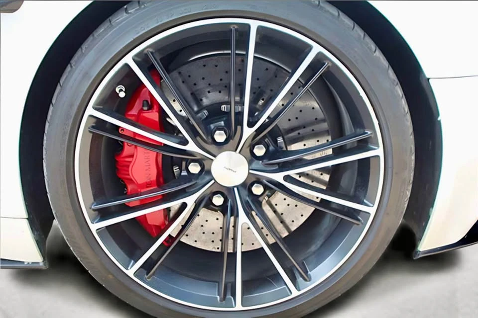 2014 Aston Martin Vanquish 2nd Gen - Image 15 of 18