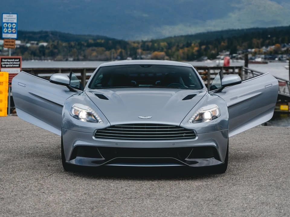 2014 Aston Martin Vanquish 2nd Gen - Image 5 of 19