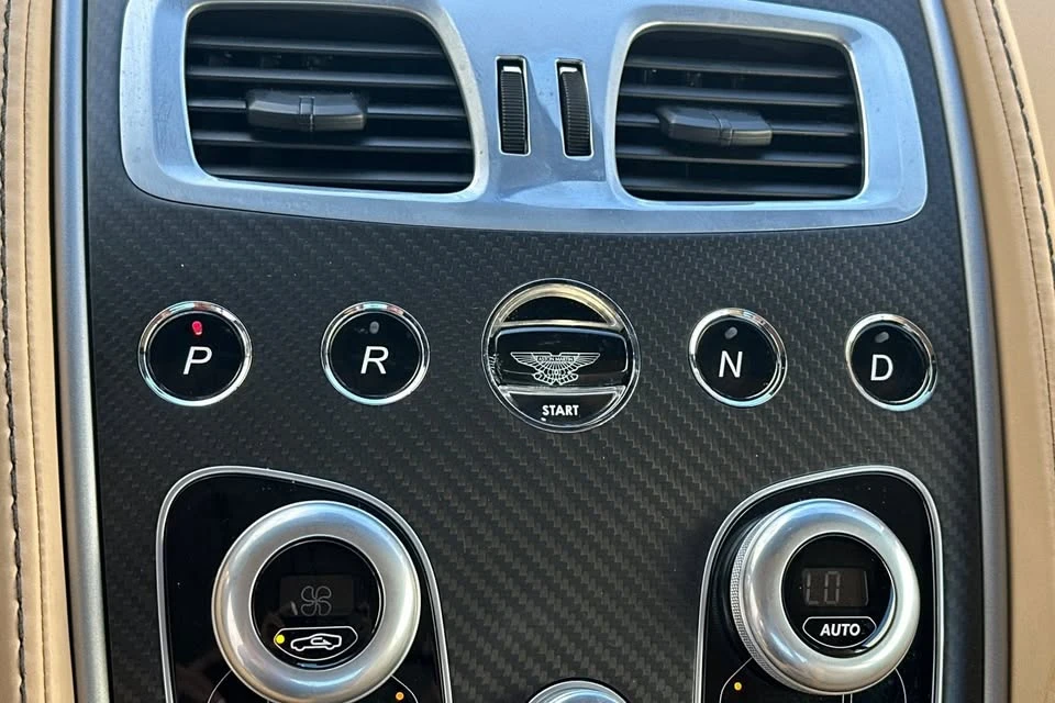 2014 Aston Martin Vanquish 2nd Gen - Image 12 of 16