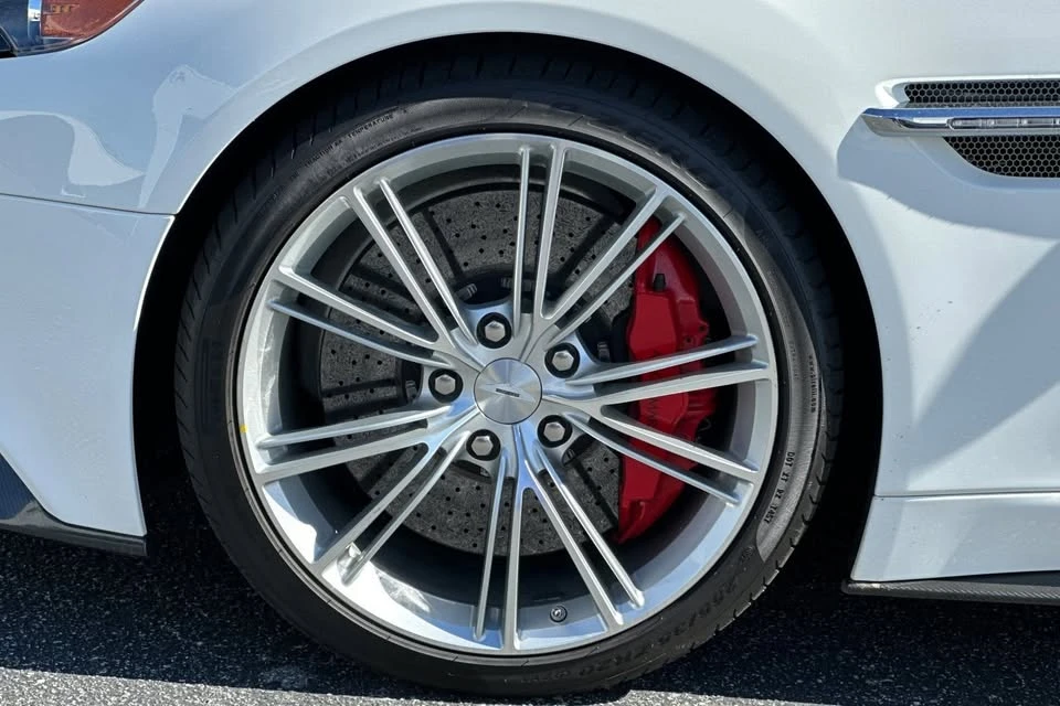 2014 Aston Martin Vanquish 2nd Gen - Image 14 of 16