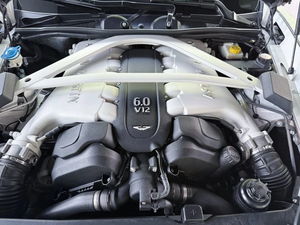 2014 Aston Martin Vanquish 2nd Gen - Image 20 of 20