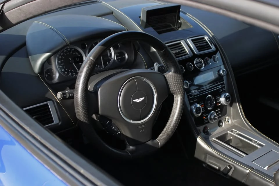 2014 Aston Martin V8 Vantage (2006-2017) - Image 5 of 8