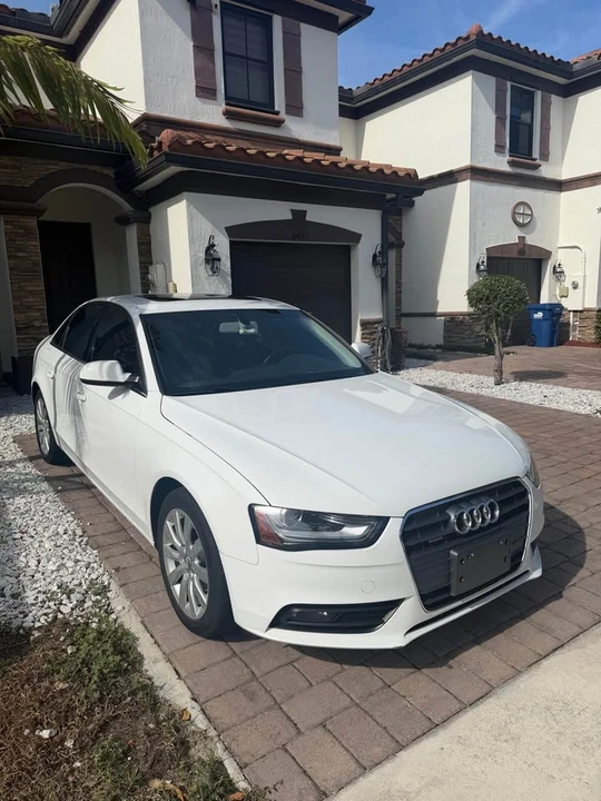2014 Audi B8 A4 - Image 4 of 8
