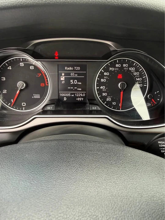 2014 Audi B8 A4 - Image 7 of 17