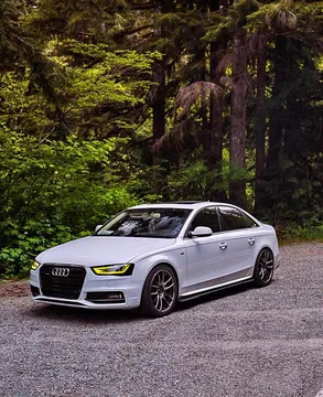 2014 Audi A4 2.0T Quattro Sedan 4D
