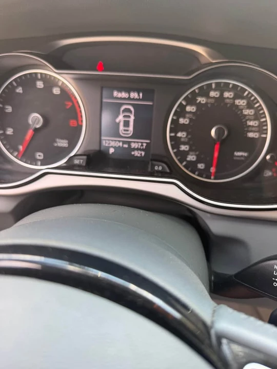 2014 Audi B8 A4 - Image 2 of 10