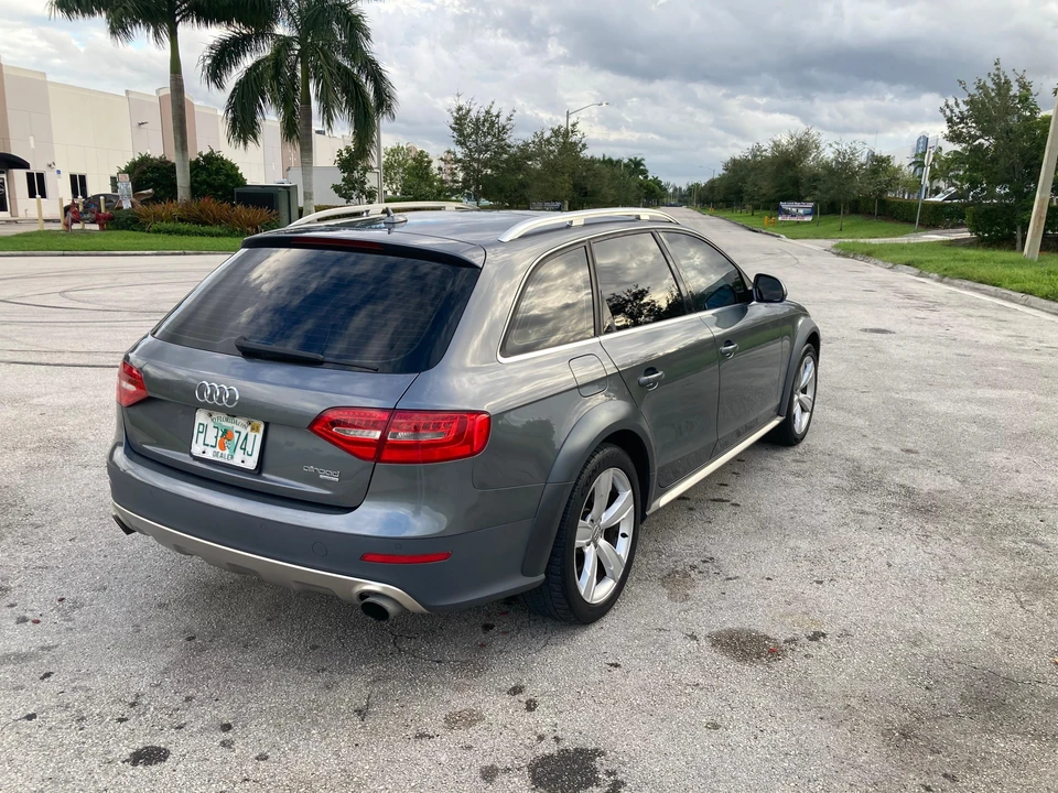 2014 Audi B8 A4 - Image 15 of 31