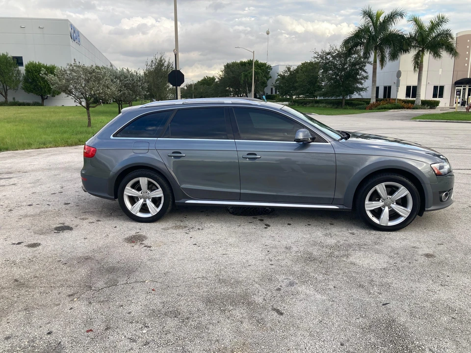 2014 Audi B8 A4 - Image 17 of 31