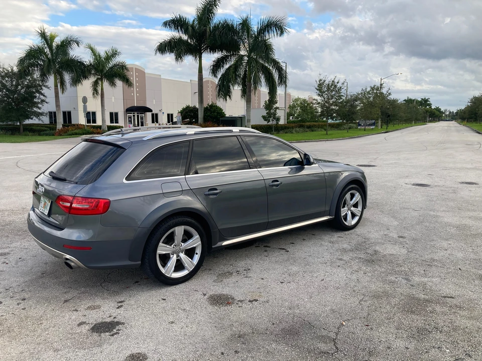 2014 Audi B8 A4 - Image 16 of 31