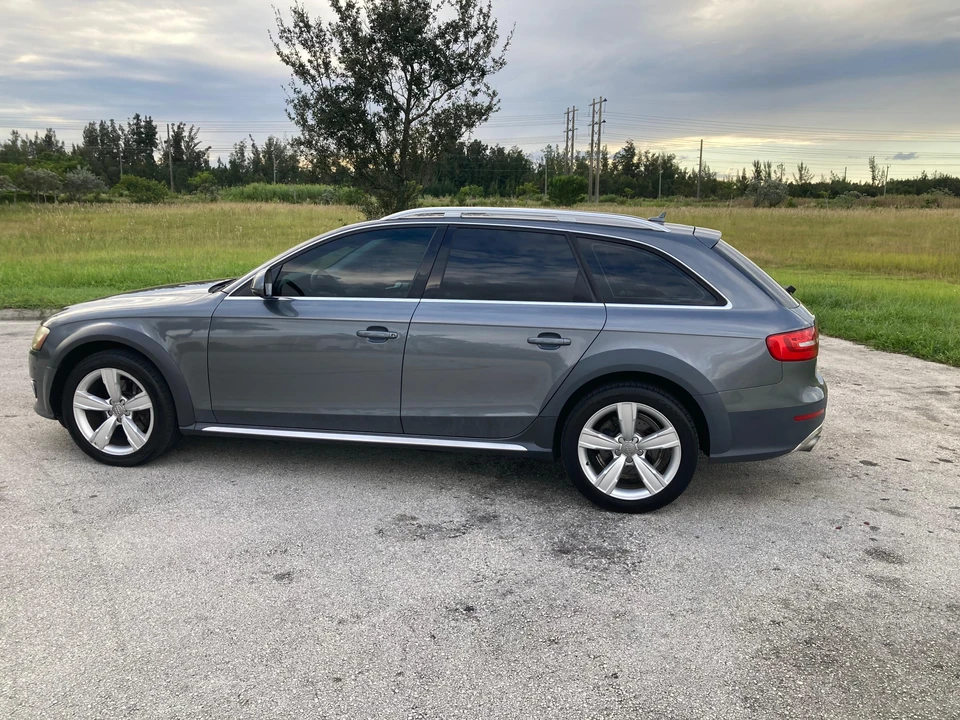 2014 Audi B8 A4 - Image 12 of 31