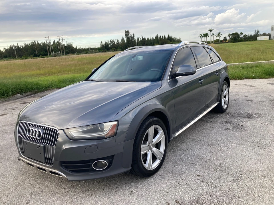 2014 Audi B8 A4 - Image 9 of 31