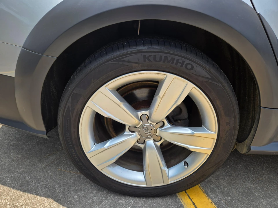 2014 Audi B8 A4 - Image 17 of 31