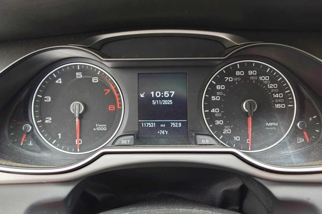 2014 Audi B8 A4 - Image 24 of 31