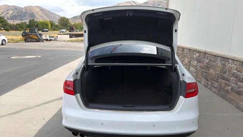 2014 Audi B8 A4 - Image 12 of 20