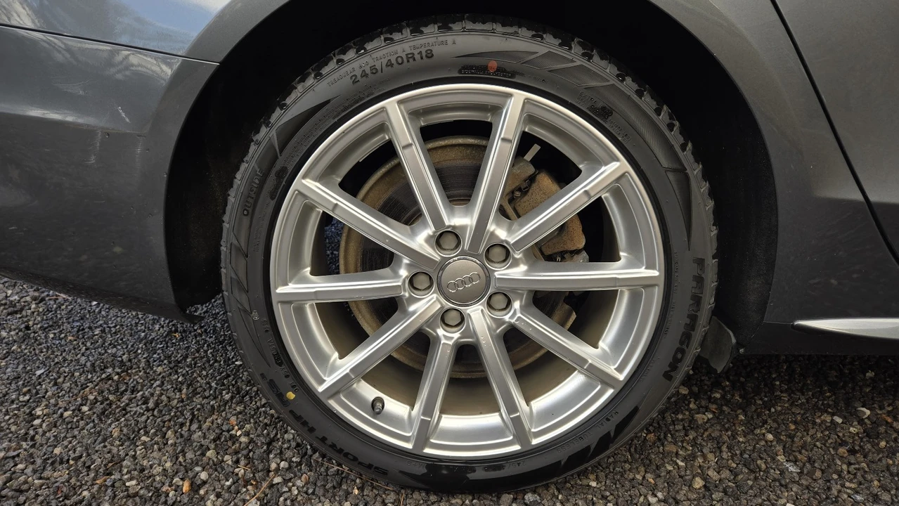 2014 Audi B8 A4 - Image 7 of 21