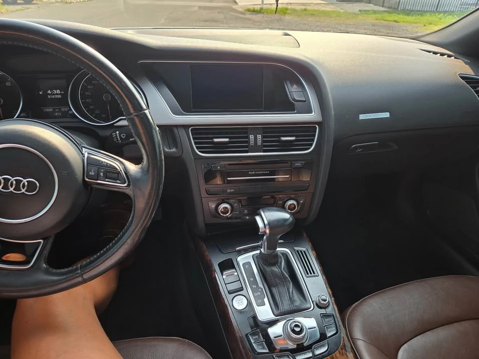 2014 Audi B8 A5 - Image 8 of 10