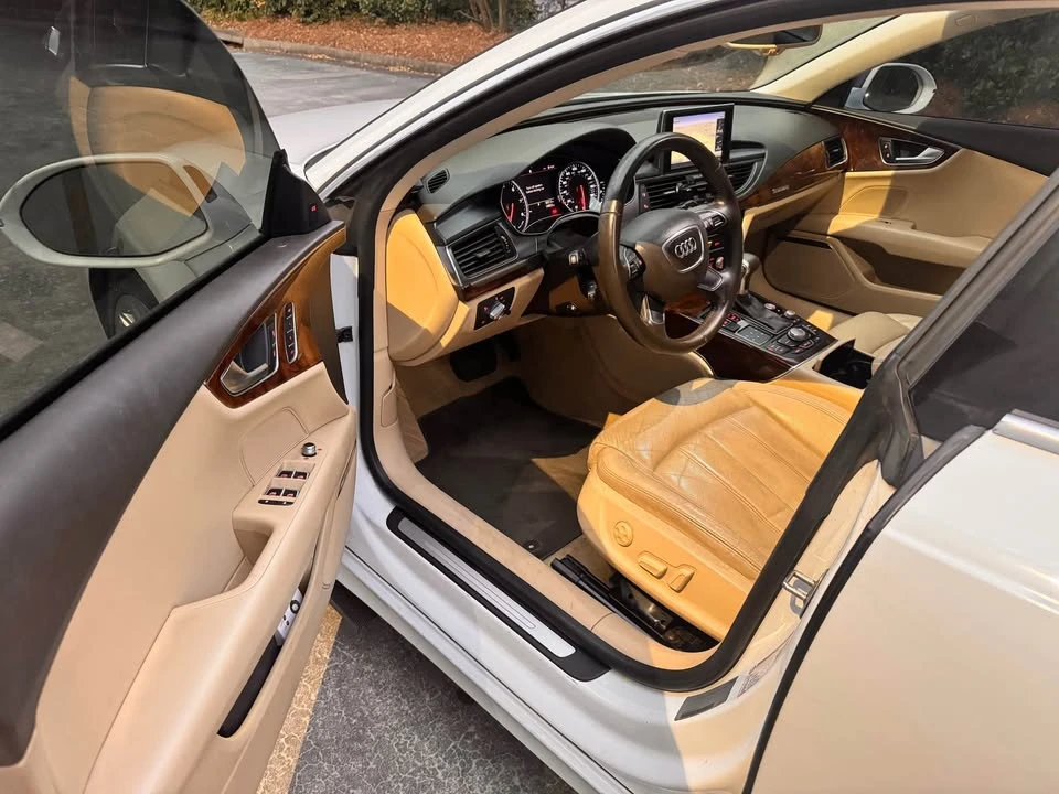 2014 Audi C7 A7 - Image 13 of 17