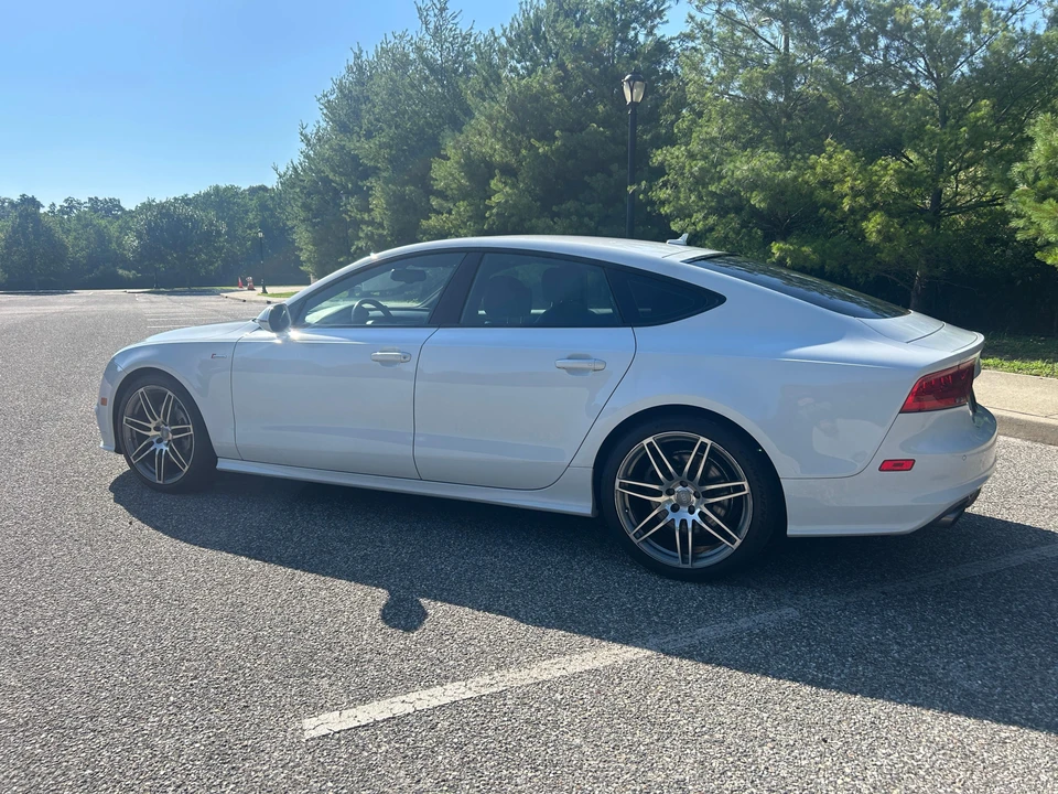 2014 Audi C7 A7 - Image 17 of 31