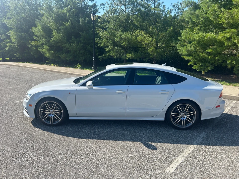 2014 Audi C7 A7 - Image 16 of 31