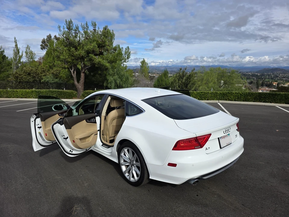 2014 Audi C7 A7 - Image 16 of 31
