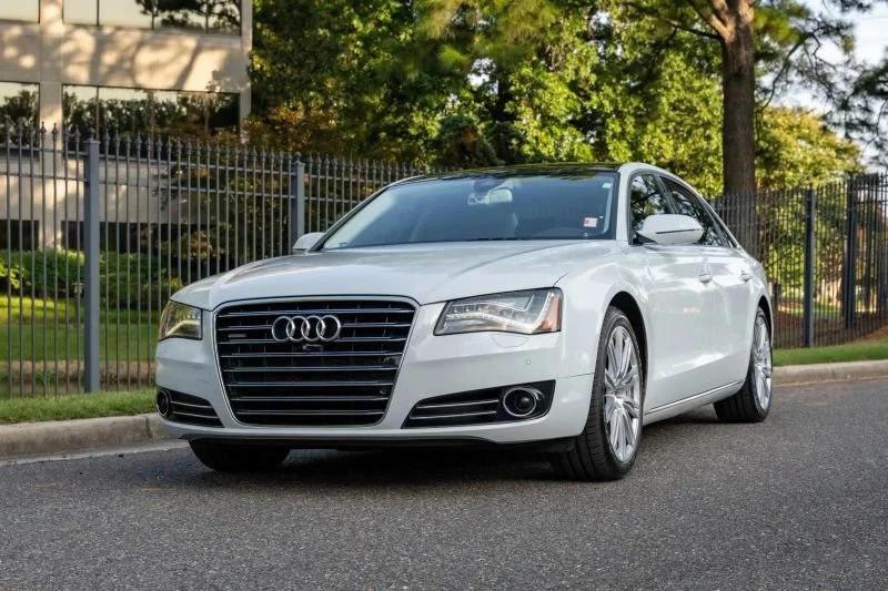 2014 Audi D4 A8 - Image 2 of 20