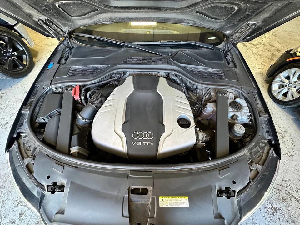 2014 Audi D4 A8 - Image 16 of 21