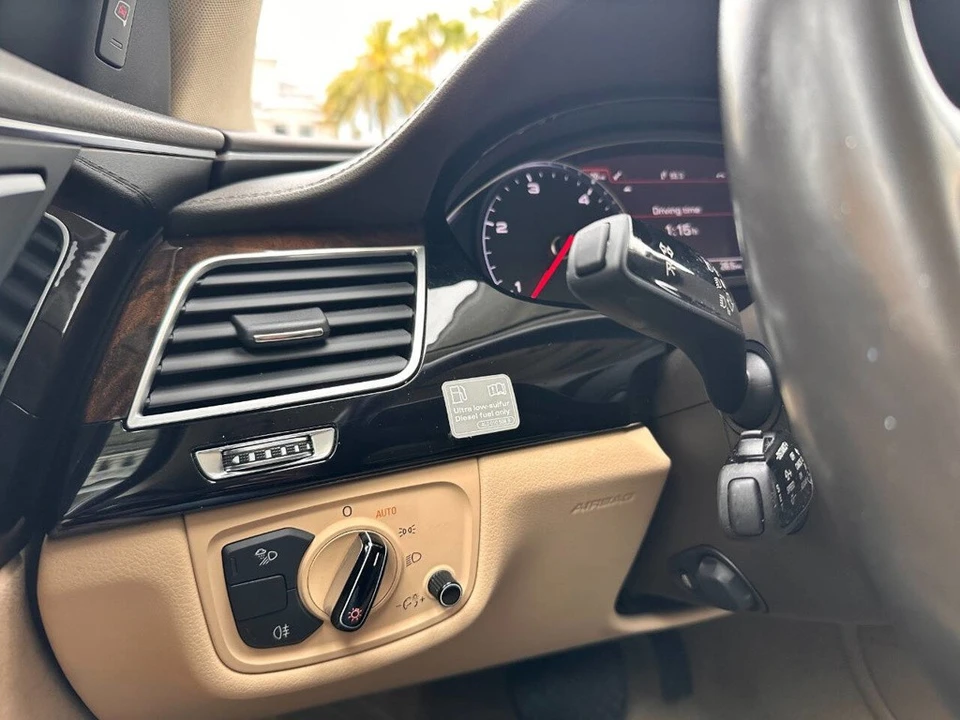 2014 Audi D4 A8 - Image 17 of 21