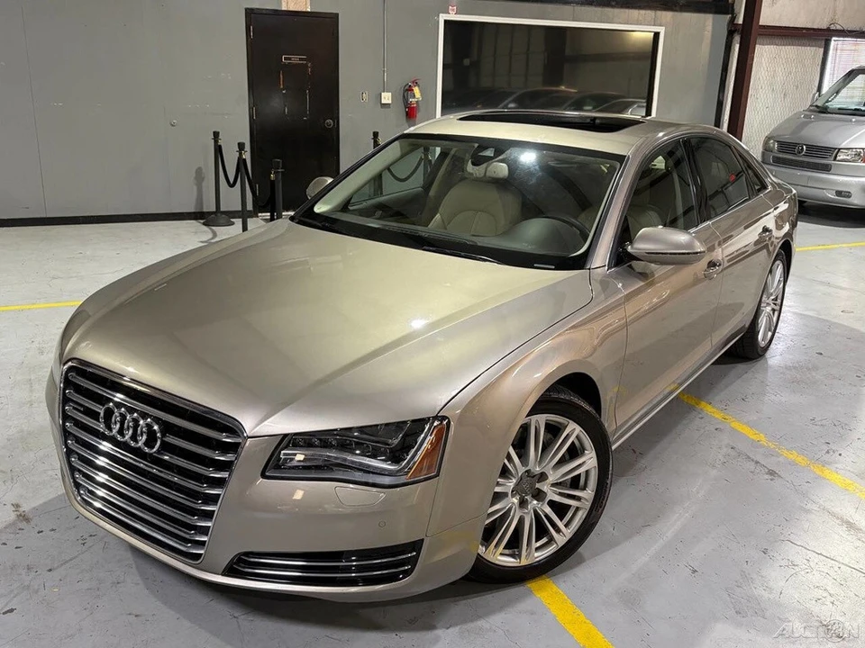 2014 Audi D4 A8 - Image 4 of 21